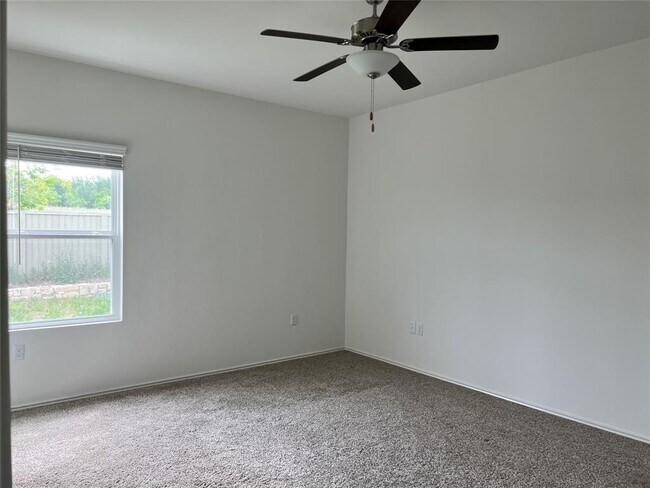 Building Photo - 7501 Ivy Trellis Trl