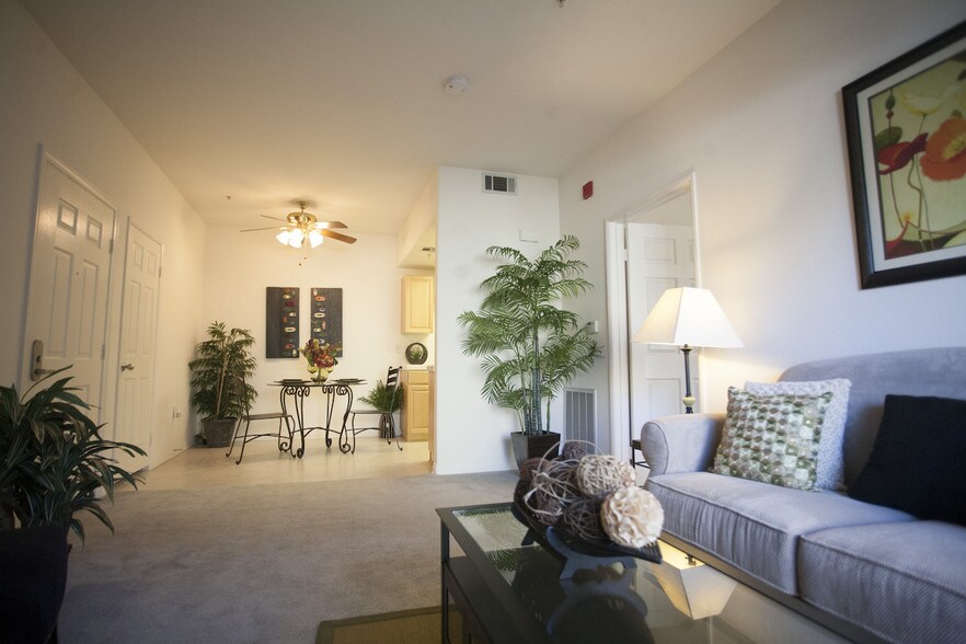 Crescent Heights Luxury Apartment Homes 40800 Sunflower Rd Murrieta CA 92562 Apartment Finder