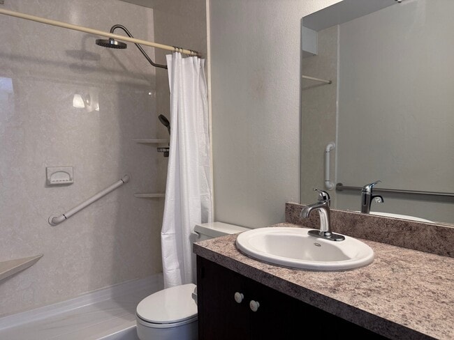 Building Photo - 1 Bed/1 Bath/1 Parking - Makiki area, clos...
