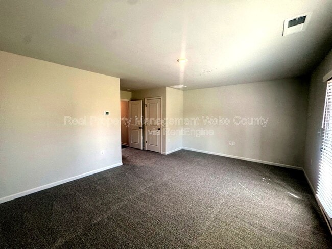 Building Photo - 2727 Chert Ln