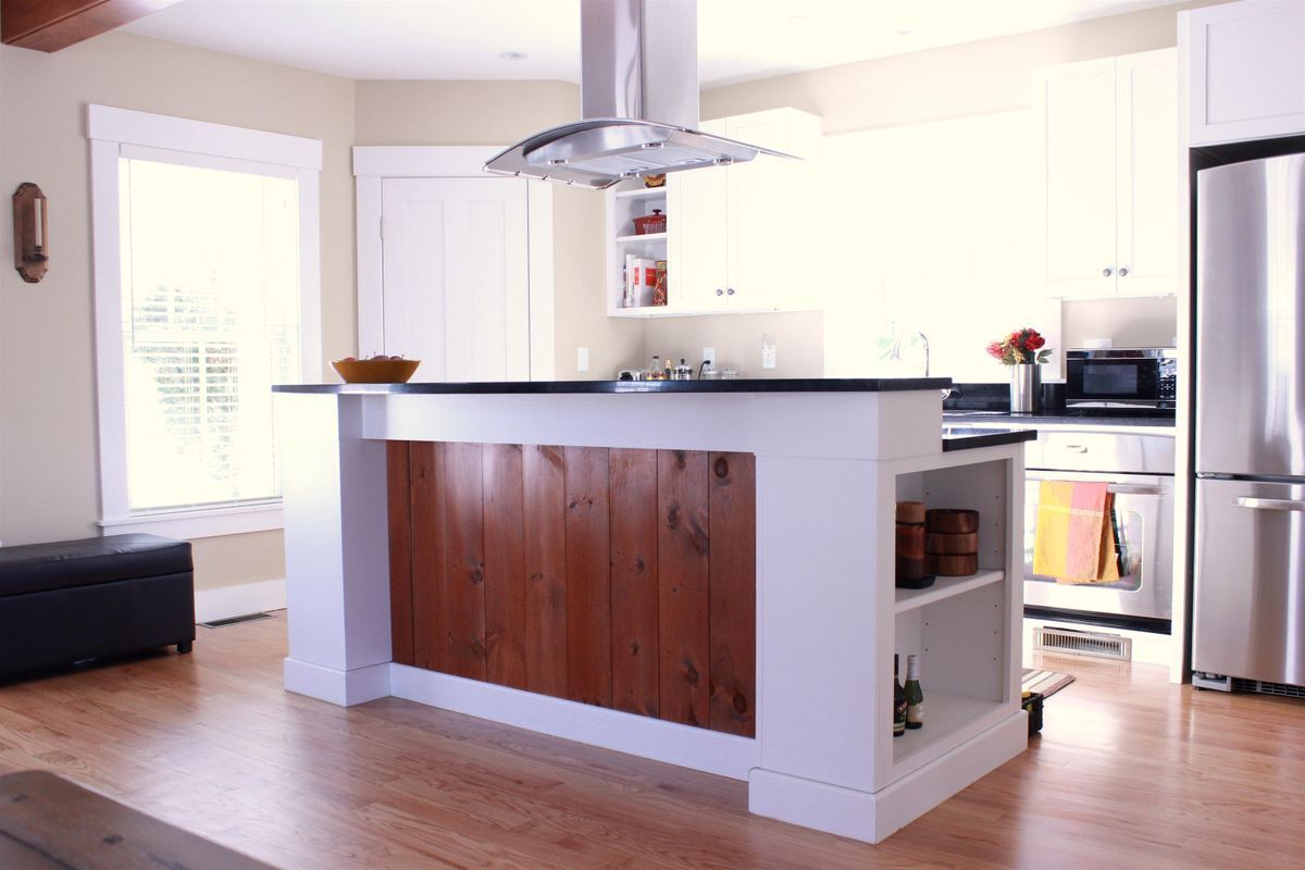 Building Photo - 26 N Main, 2