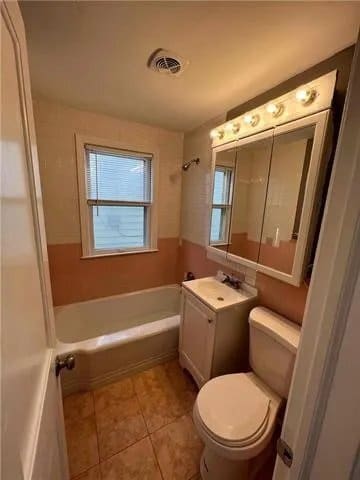 Building Photo - 6400 Walrond Ave