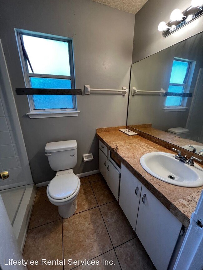 Building Photo - 4 br, 2 bath House - 11810 Mallard Lane