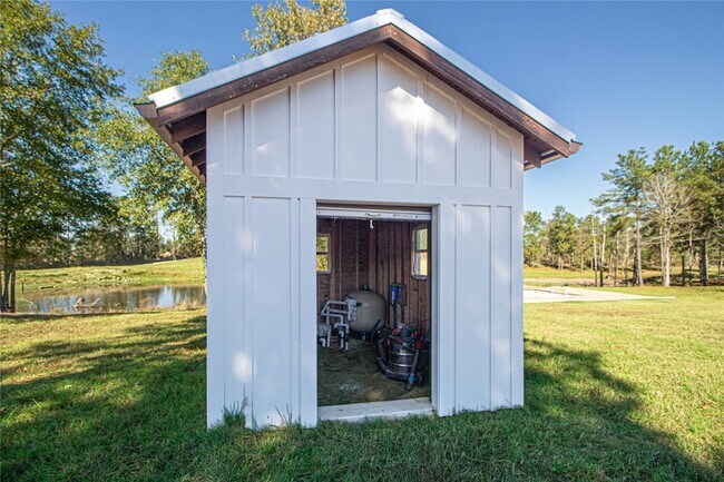 Building Photo - 1275 Castlewood Rd
