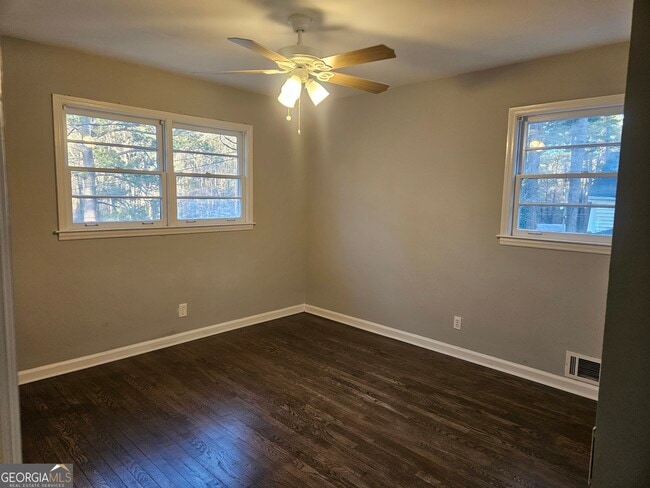 Building Photo - 4372 Kimball Rd SW