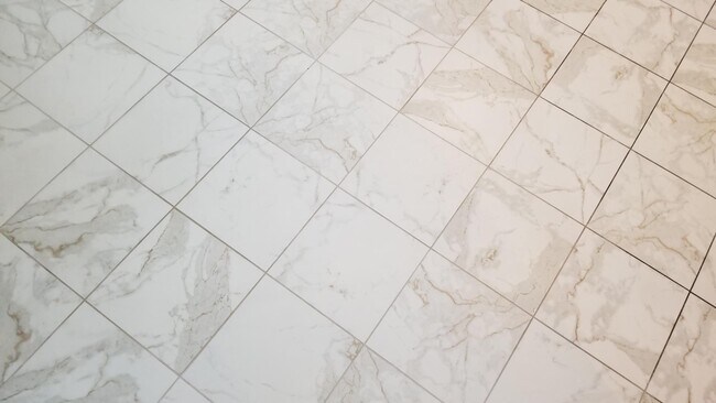 Building Photo - 2248 E Ottawa Ln