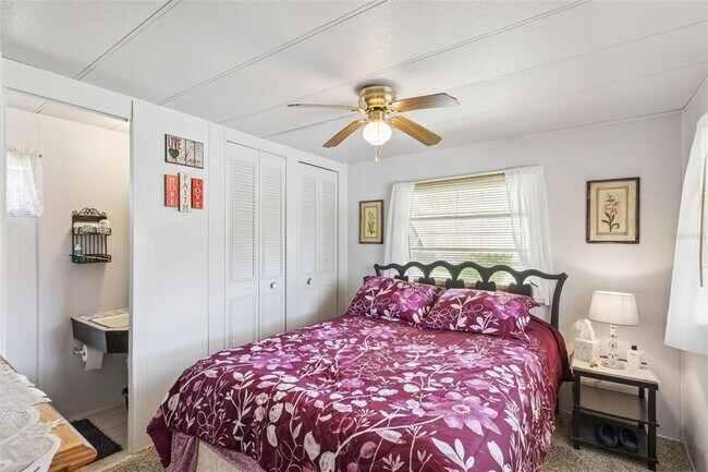 Building Photo - 77 Wildwood Ln