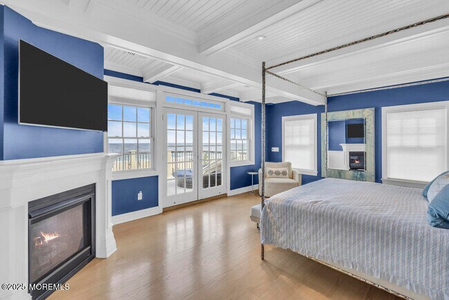 Building Photo - 1302 Ocean Ave N