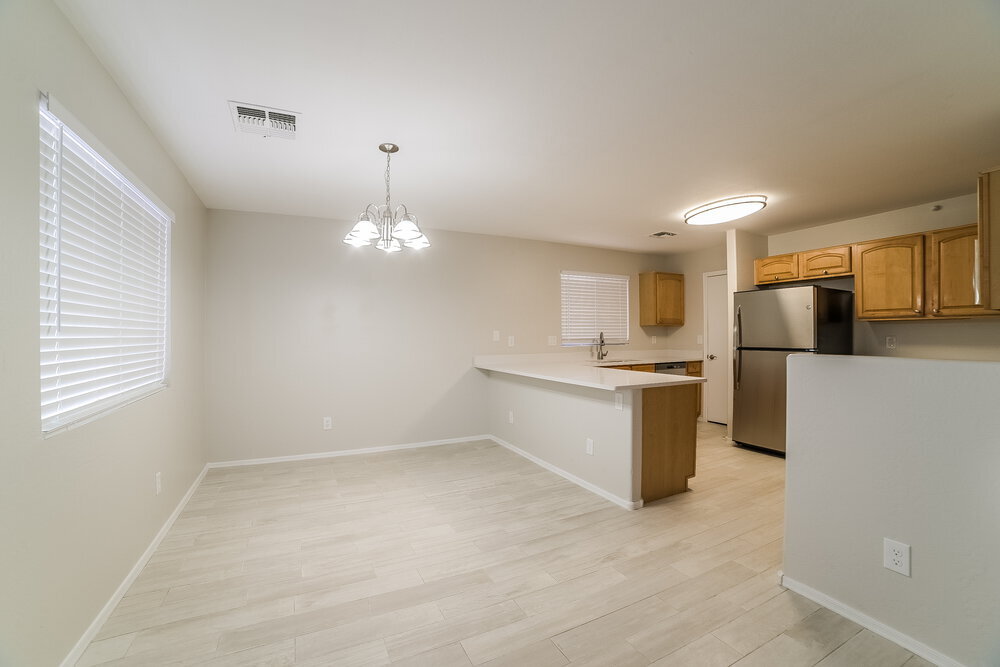 Building Photo - 6815 N 129th Dr
