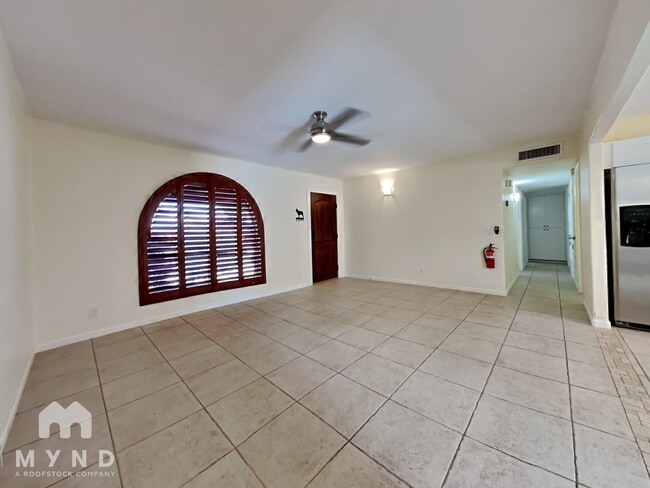 Building Photo - 17323 E Rosita Dr