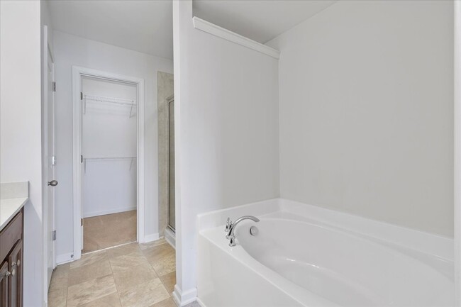 Primary Bathroom - 1517 Brookmere Way