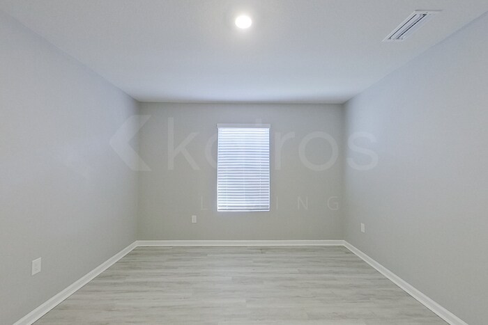 Building Photo - 4628 Malay Cir
