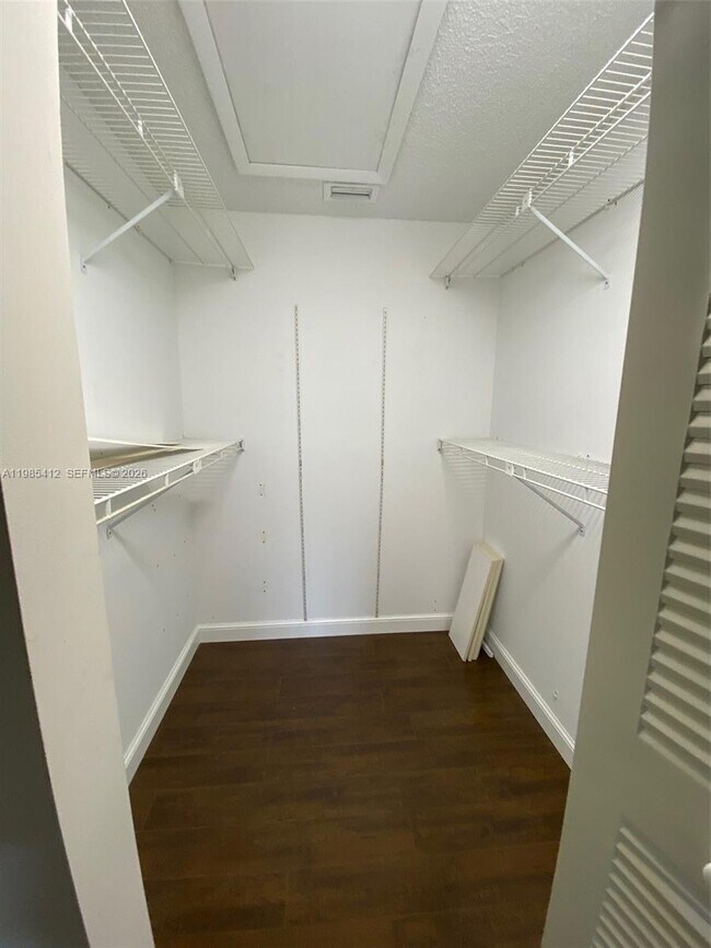 Building Photo - 18595 Egret Way