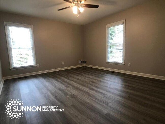 Building Photo - Completely Renovated 3 BR with Huge Yard