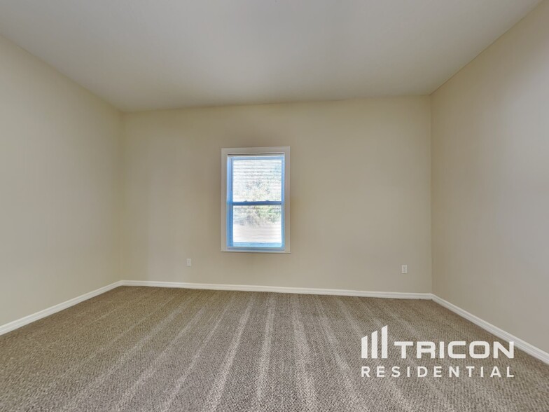 Building Photo - 39 Wood Acre Ln
