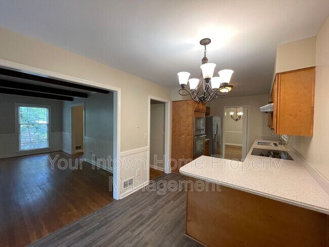 Building Photo - 2694 Shetland Dr