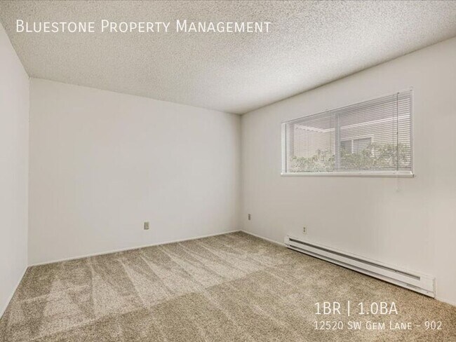 Building Photo - 12520 SW Gem Ln