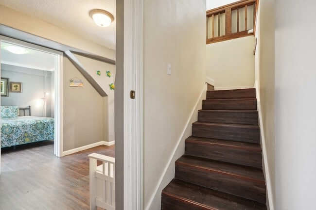 Building Photo - 4211 San Jacinto Dr