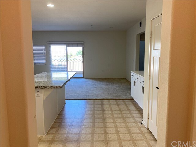 Building Photo - 524 S Anaheim Blvd