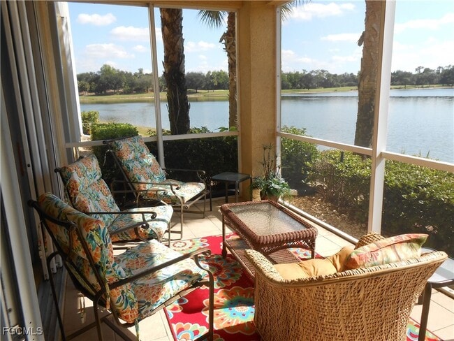 Building Photo - 10720 Ravenna Way