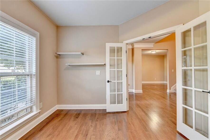 Building Photo - 3709 Union Park Dr