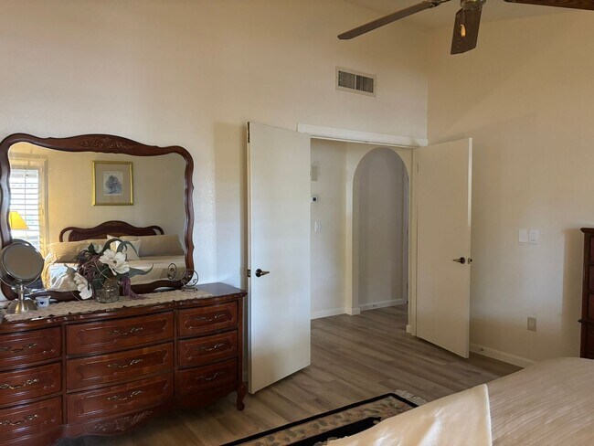 Building Photo - Lovely updated 3 bed 2 bath home in Leisure World a 45+ Active Adul Resort Community. Available J...