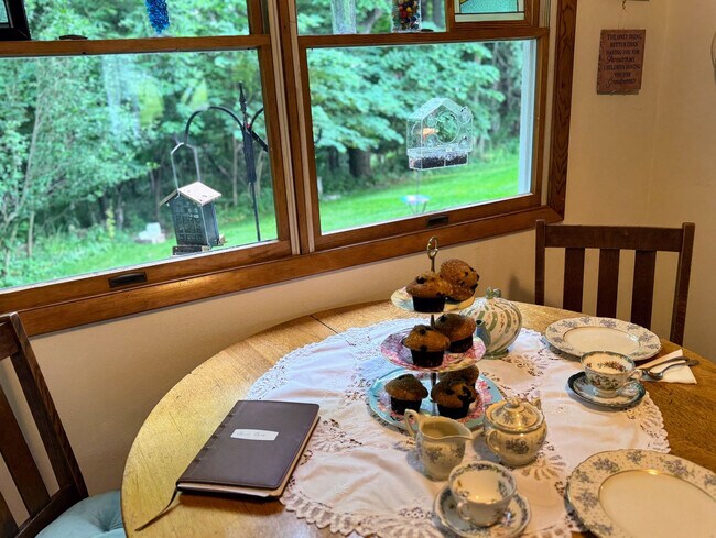 Building Photo - 56500 Penn Rd