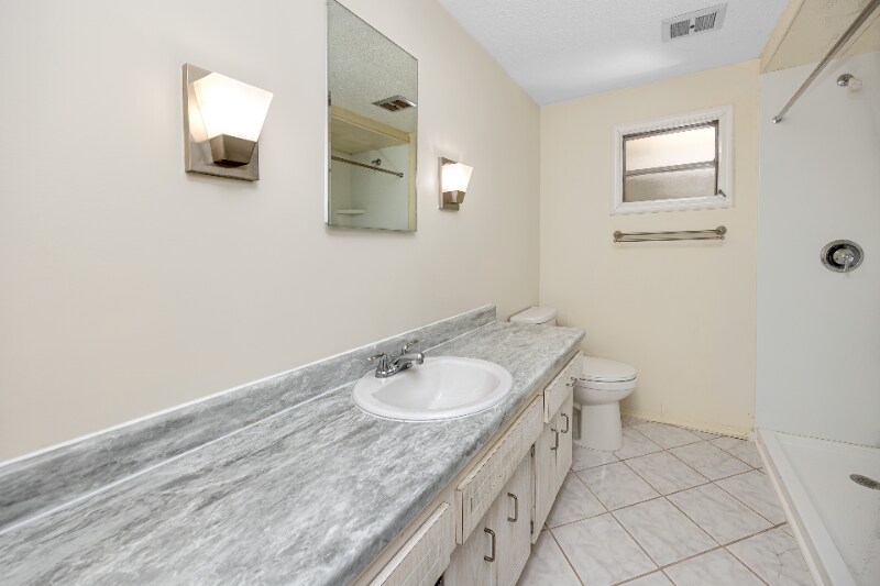 Building Photo - 7001 142nd Ave N