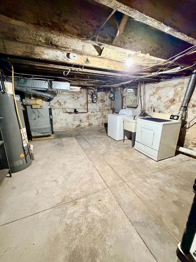 Building Photo - 3015 Belgrade St