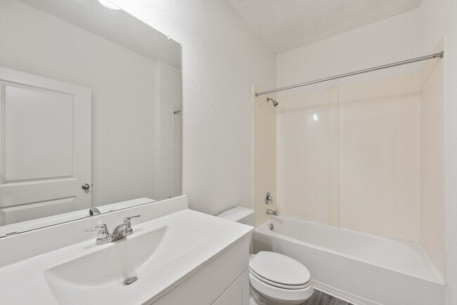 Building Photo - 19507 Cloudy Bay Dr