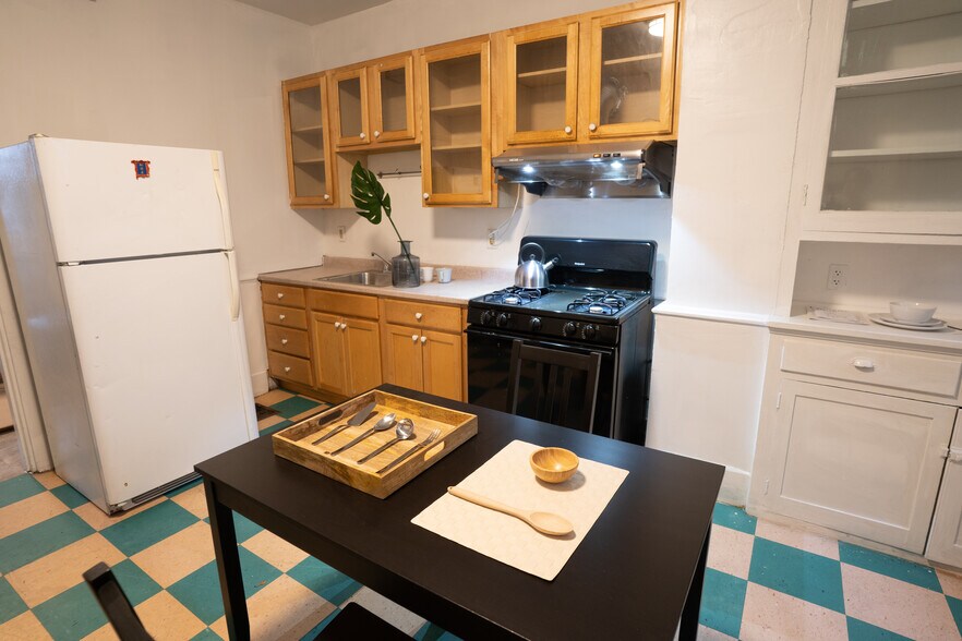 Building Photo - 3732 Orpwood St