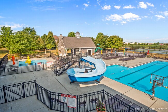 Building Photo - 366 Chesapeake Ln