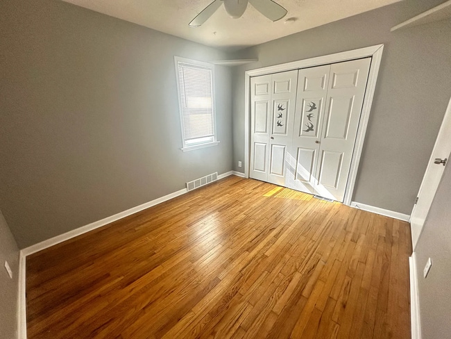 Building Photo - 6110 Pratt St