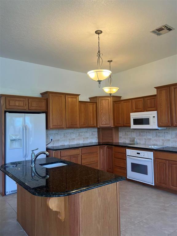 Building Photo - 7317 Louisburg Dr