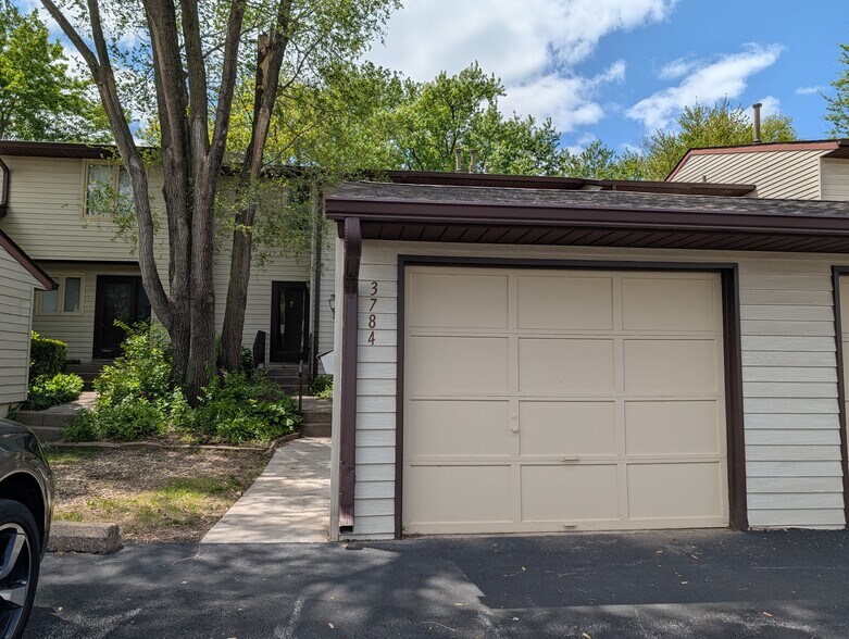 Building Photo - 3784 Cedarwood Ct