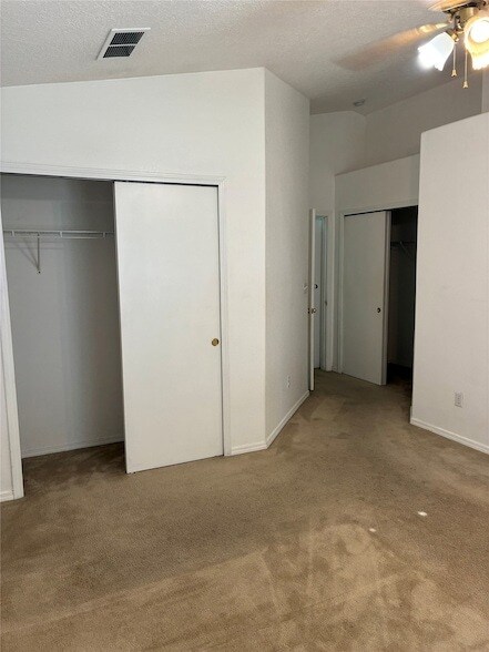 Building Photo - 10639 Rockcliff Dr NW