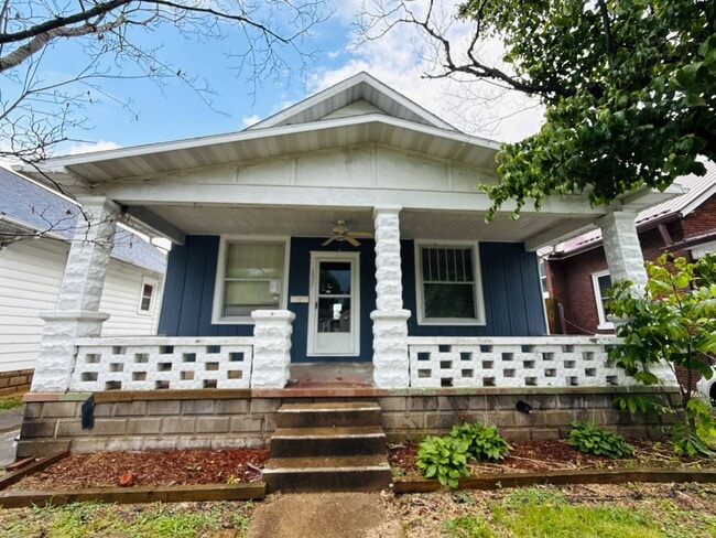 Primary Photo - 1029 10th St