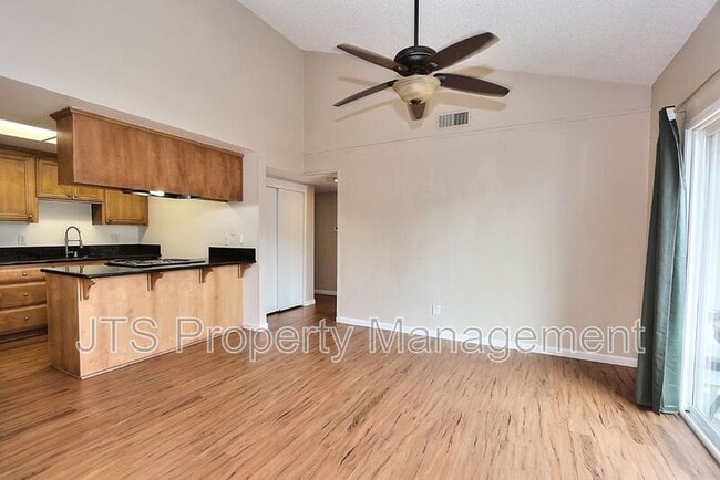 Building Photo - 8856 N Winding Way