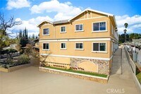 Building Photo - 5639 Huntington Dr