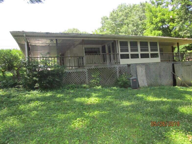 Back View - 4401 Byrd Ave