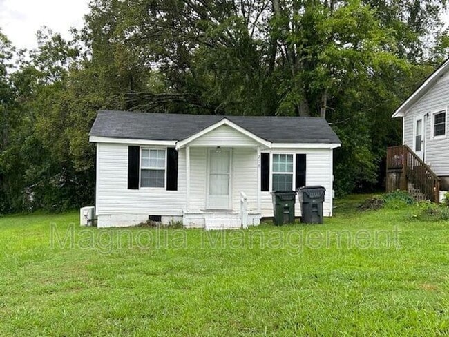 Primary Photo - 208 First St.
