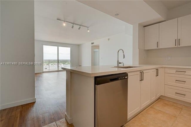 Building Photo - 7350 SW 89th St