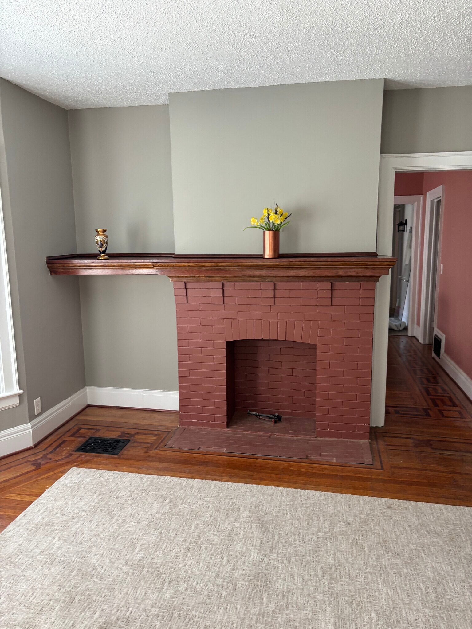 Living Room - 742 Richmond Ave