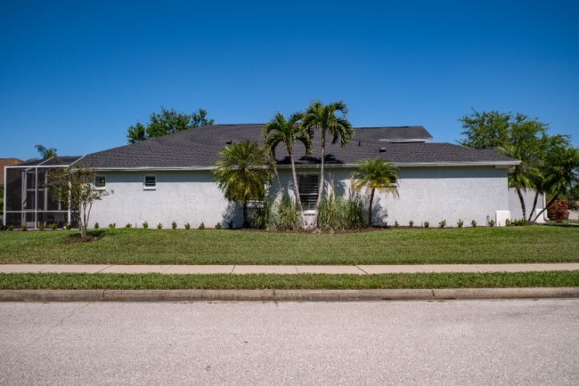 Building Photo - 5546 Whitehead St