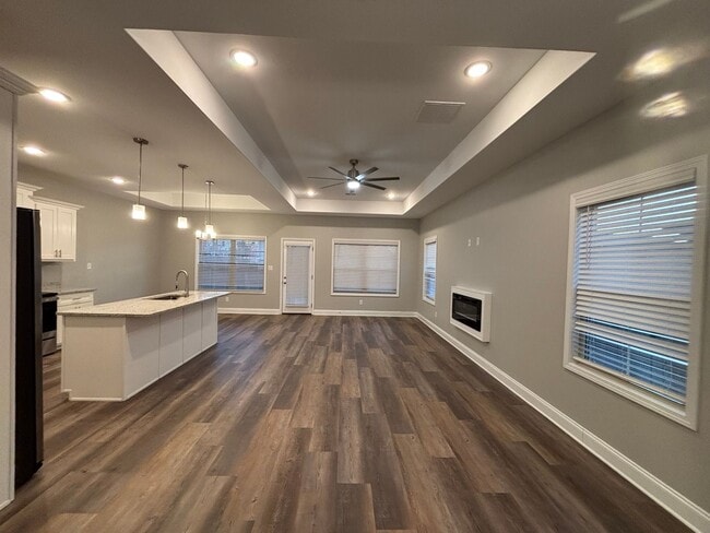 Building Photo - 9991 Messana St