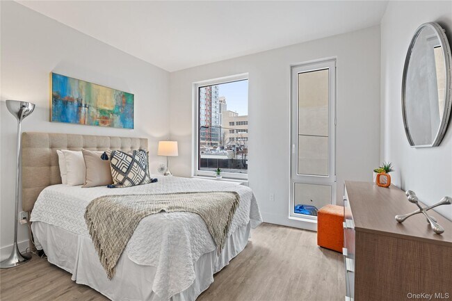 Building Photo - 40 Westchester Pl