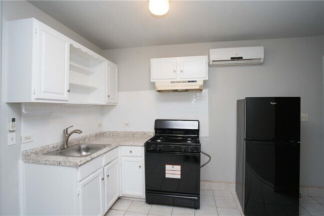 Building Photo - 5401 Loadstone Cove