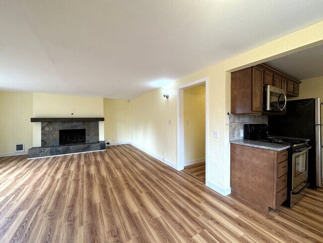 Building Photo - Charming Tacoma Home with Fireplace & Detached Shop