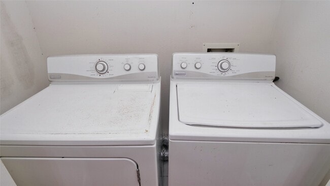 Building Photo - 5105 Caprock Dr