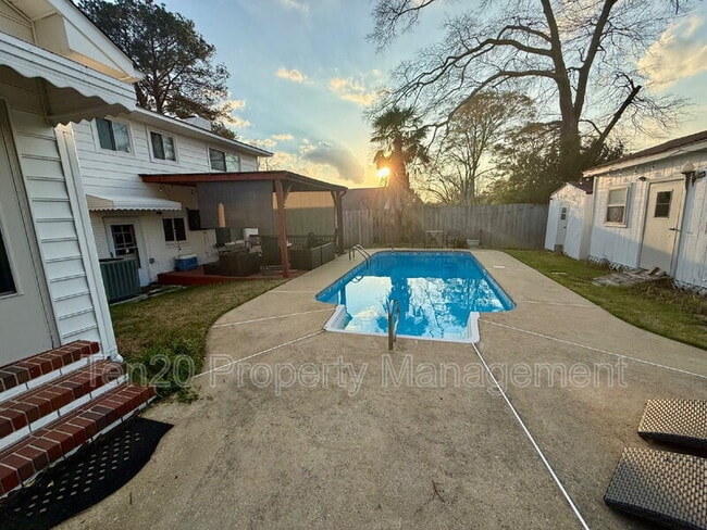 Building Photo - 4228 Will Rhoades Dr